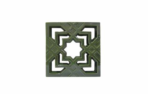 TRISENSA LOSTER KERAMIK RO-86C SEGI 8 HIJAU KILAP 30 X 30 (DSC)